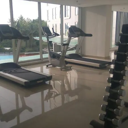 2 Bedrooms - Royal Olive Apartment - Pejaten South Of Jakarta Exterior photo